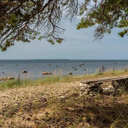 Saunaga Puhkemaja Spithamis, 250 Meetrit Merest! Vikendica *
