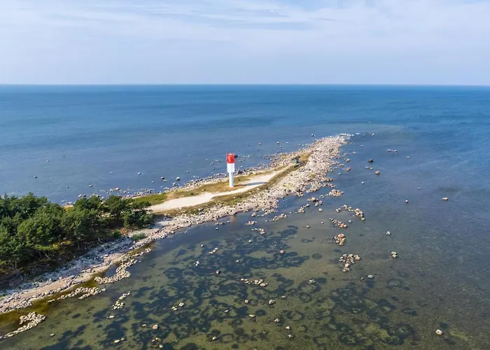 Holiday home Saunaga Puhkemaja Spithamis, 250 Meetrit Merest!