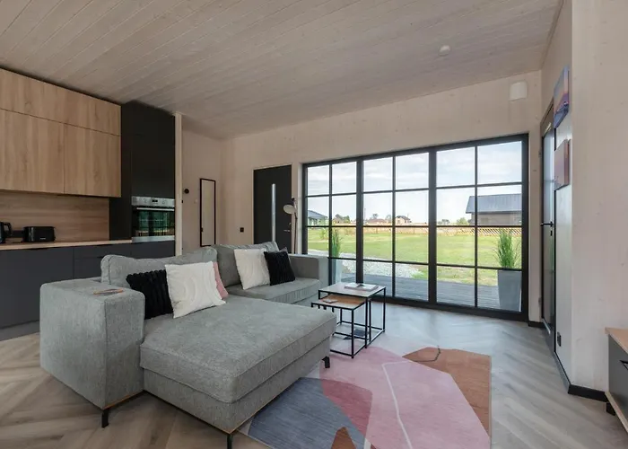 Holiday home Saunaga Puhkemaja Spithamis, 250 Meetrit Merest! Spithami